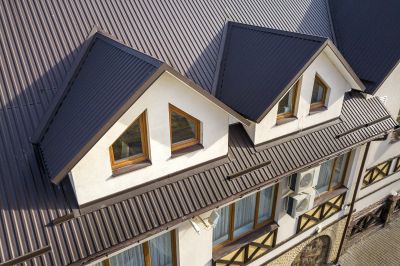 Signs It’s Time To Consider Metal Roof Replacement